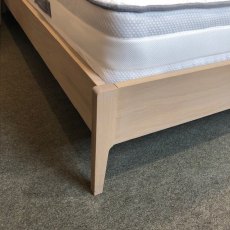 JAGO 4'6 Double Bedstead