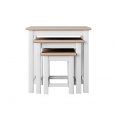 Modo Nest of Tables with Straight Legs