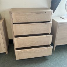 LUNDIN Chest of 4 Drawers