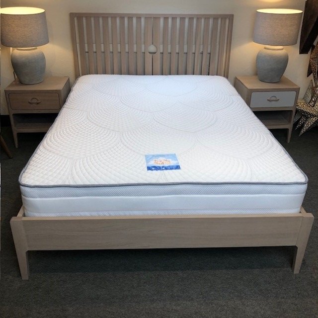 TCH Furniture JAGO 4'6 Double Bedstead