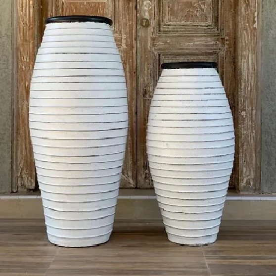 Wilde Java Ribbed White Large Pot